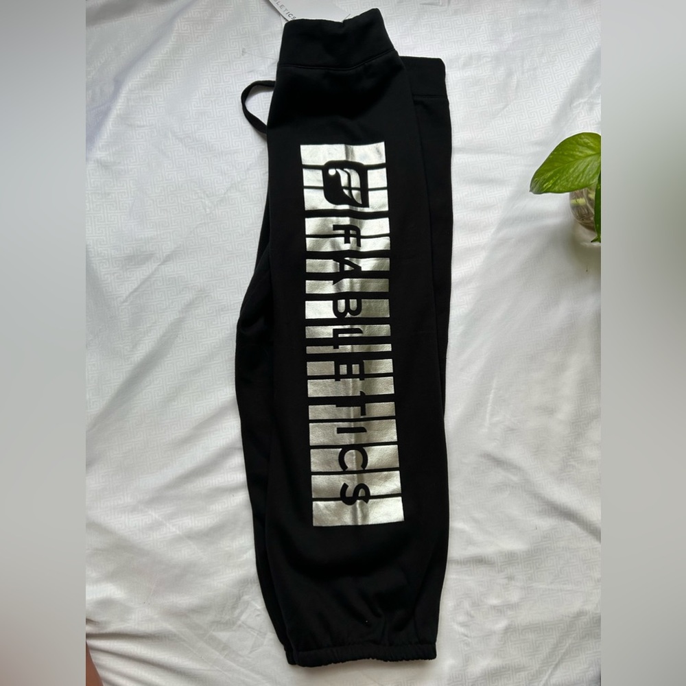 NWT Fabletics Black adjustable sweatpants Size M